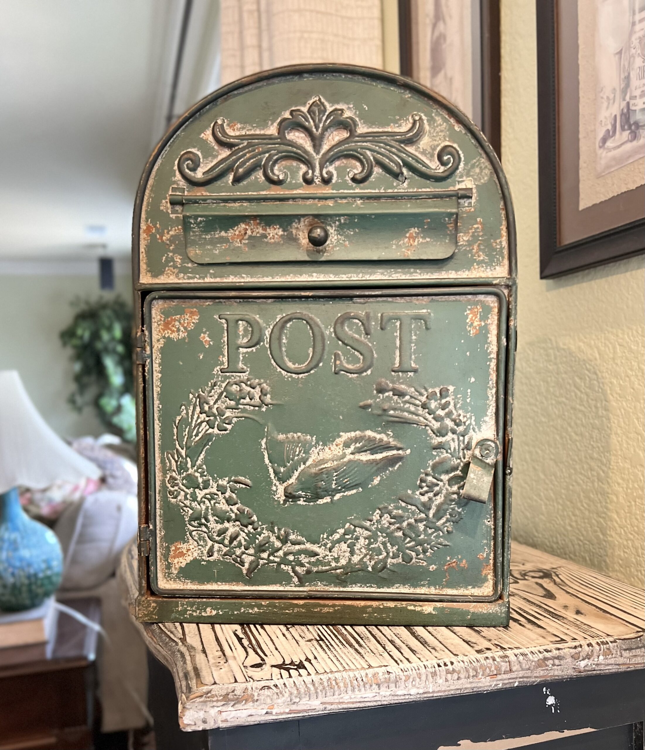 Romantic Vintage Style Tin Post Mail Box